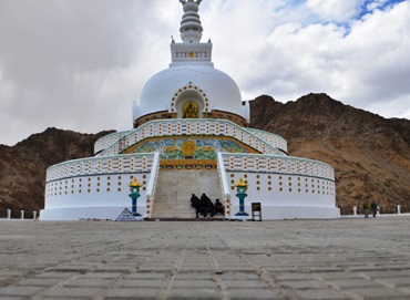 Ladakh & Kashmir With Zanskar Valley 